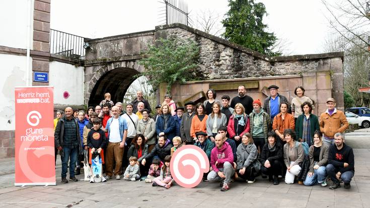 Gure Moneta tokiko moneta osagarria aurkeztu dute Baztanen
