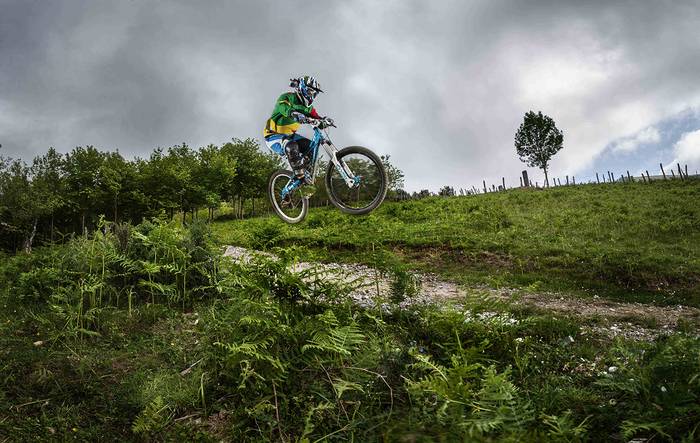 Asteburu honetan IrriSarri Bike Enduro txapelketa jokatuko da Igantzin