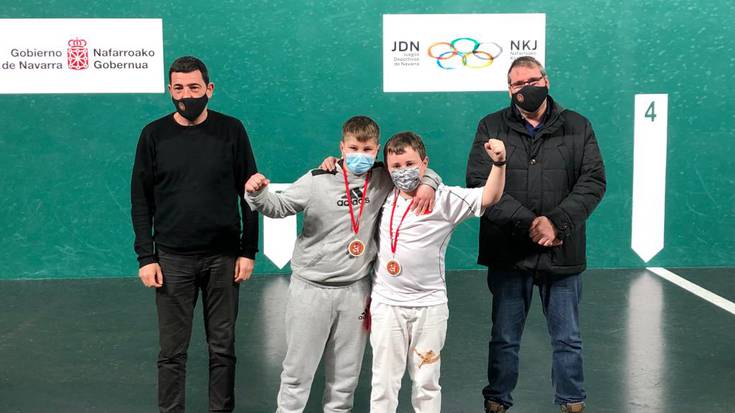 Hiru txapel eskuratu dituzte eskualdeko pilotariek Nafarroako Kirol Jokoetan