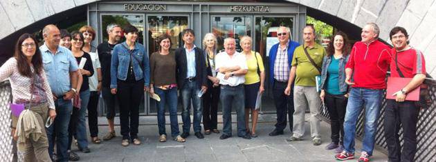 Haur Hezkuntzako Lehen Zikloko ikastetxeen kudeaketa finantziatzeko hitzarmena erregistratu dute hogei udaletetxetako ordezkariek