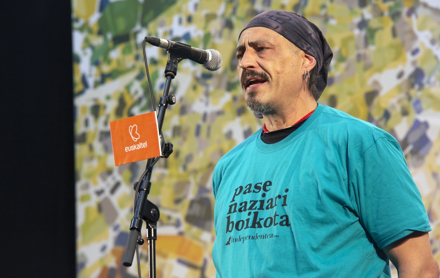 Nafarroako Bertsolari Txapelketan kantatzeari uko egin dio Xabier Silveirak