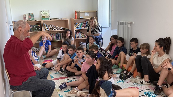Eskoletxeko erabilera sustatu bidenabar, arauak zeintzuk diren gogorarazi du Aresoko Udalak