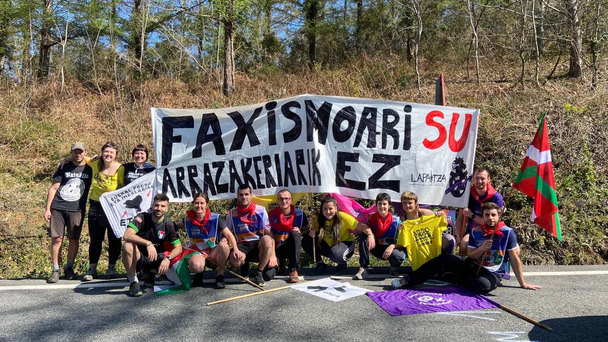 [ARGAZKIAK] Eskualdean murgildu da Korrika