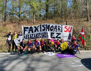 [ARGAZKIAK] Eskualdean murgildu da Korrika