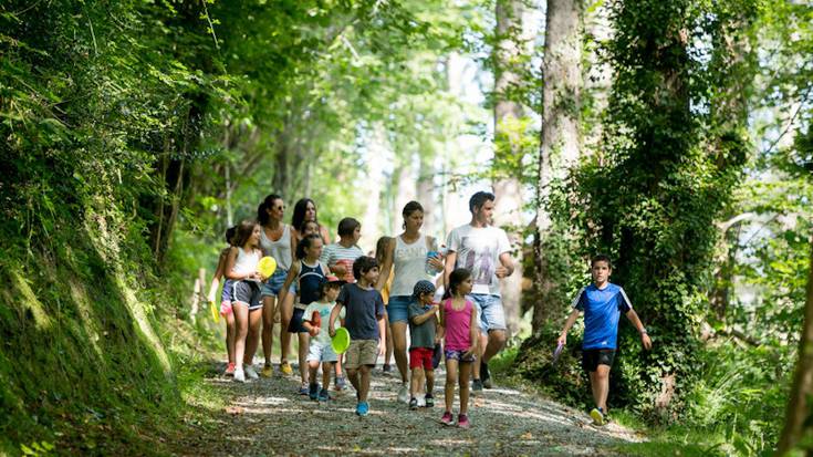 Inoiz baino bisita gidatu gehiago prestatu ditu Baztan-Bidasoa Turismo Elkarteak