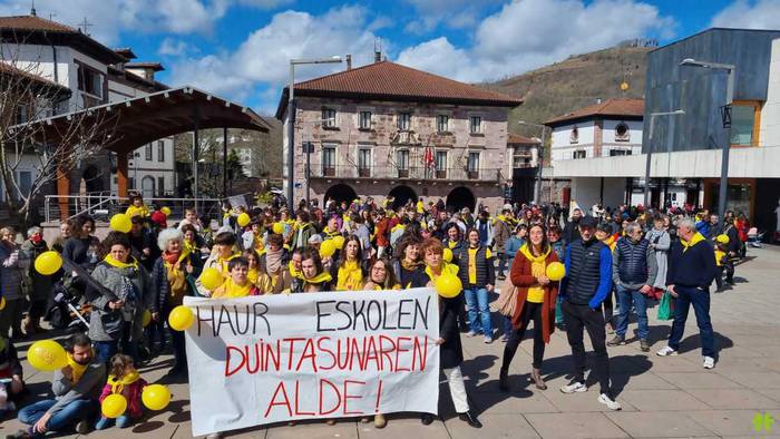 «Haur Eskolen greba gogorra izaten ari da, baina borrokak merezi du»