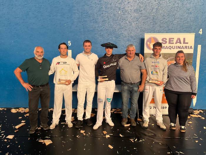 Altsasuko Oier Mitxelenak irabazi du Nafarroako bigarren mailako aizkolari txapelketa