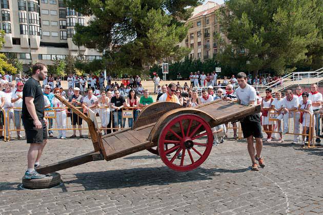 Nafarroako hainbat txapel jokoan jarriko dituzte Iruñeko Sanferminetan
