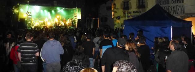 Jendetza bildu du aurtengo Arantza Rock jaialdiak ere