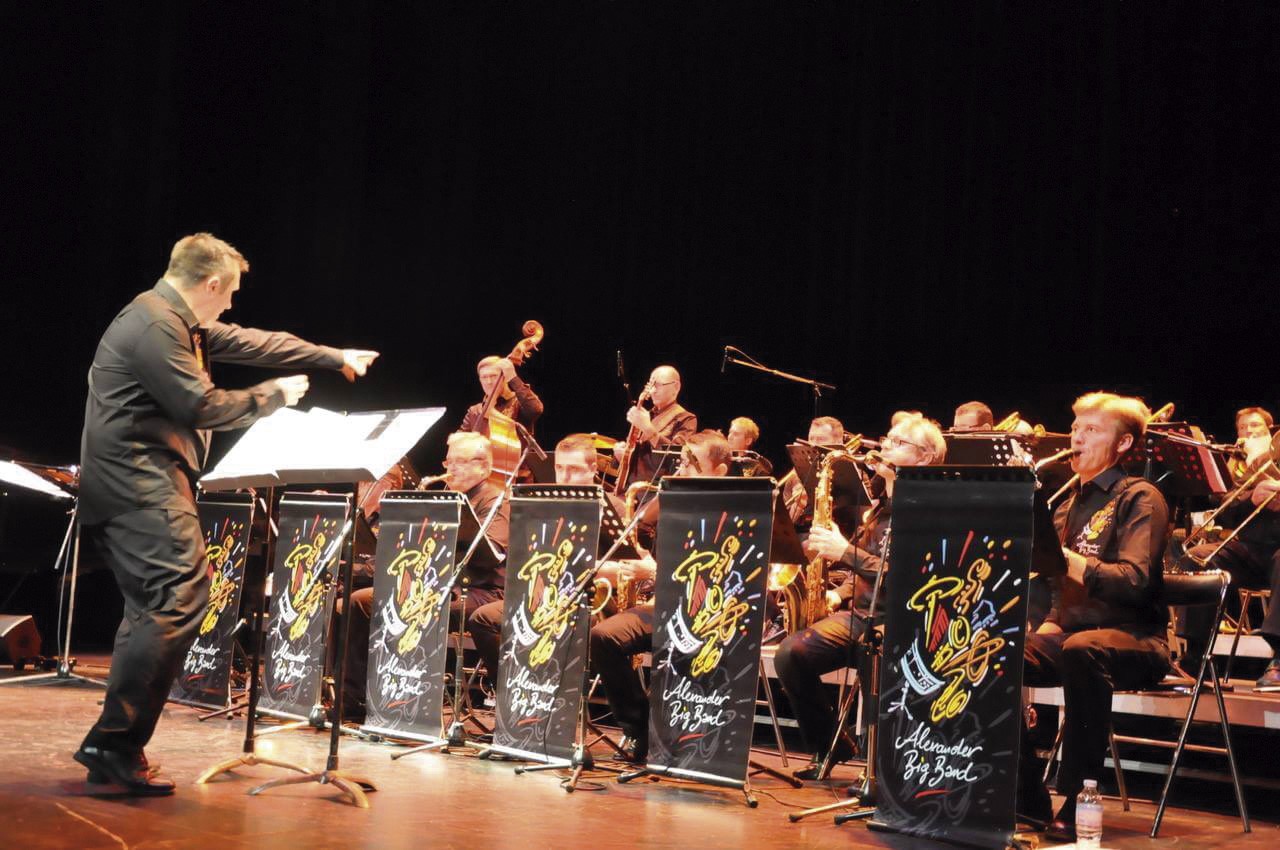 Alexander Big Band taldearen eskutik jazz kontzertua izanen dute irailaren 18an Senperen