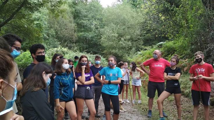 Bunkerren berreskuratze-lanak bertatik bertara ezagutzeko aukera izan dute Beran