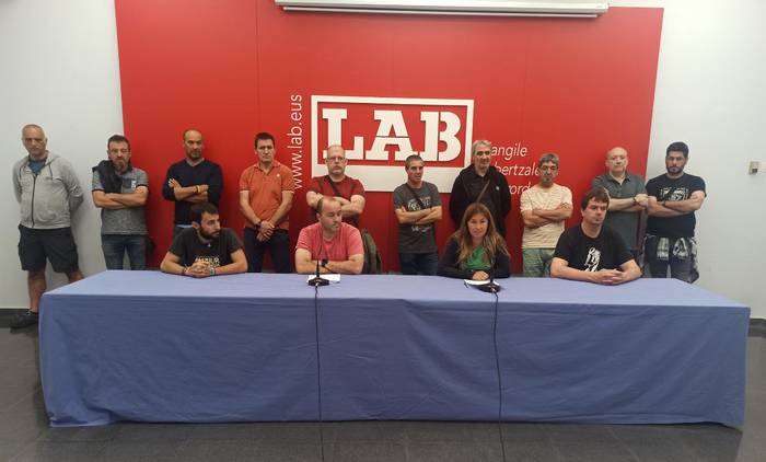 Arcelor Mittaleko lan baldintzak Euskal Herrian negoziatzea eskatu du LAB sindikatuak