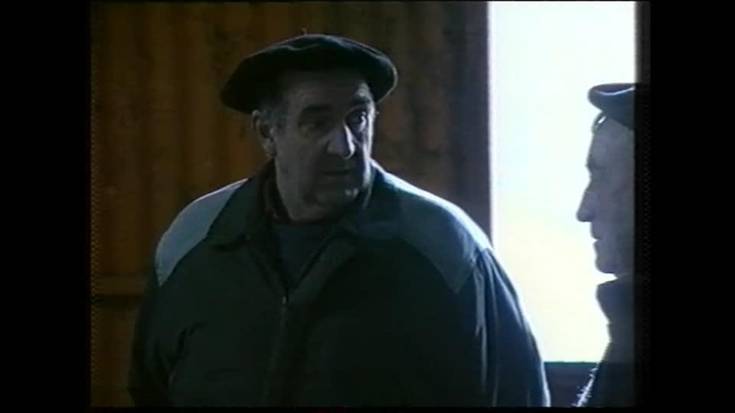 Berako Juan Luis Etxegarai artzainarekin solasean 2003an