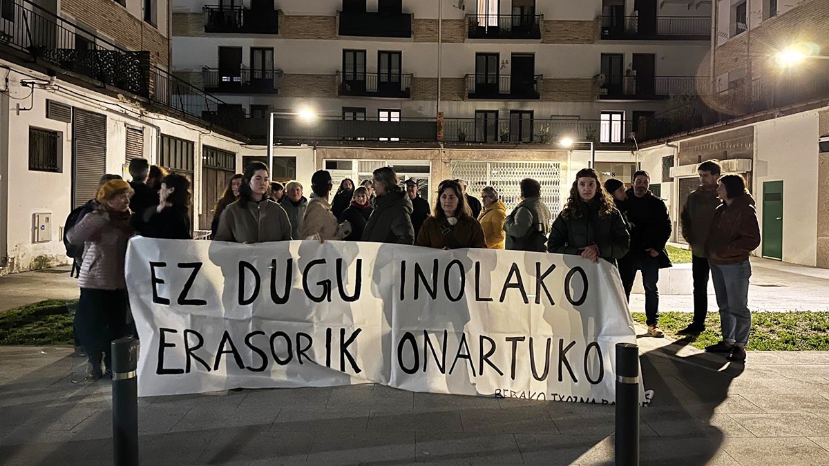 Sarrigurengo eraso matxista salatzeko elkarretaratzea egin dute Beran