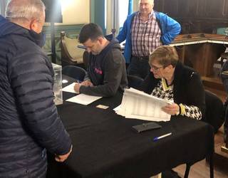 Botoa emandako gehienak feria eguna ortziralean egitearen alde