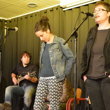 Bertso saio musikatua