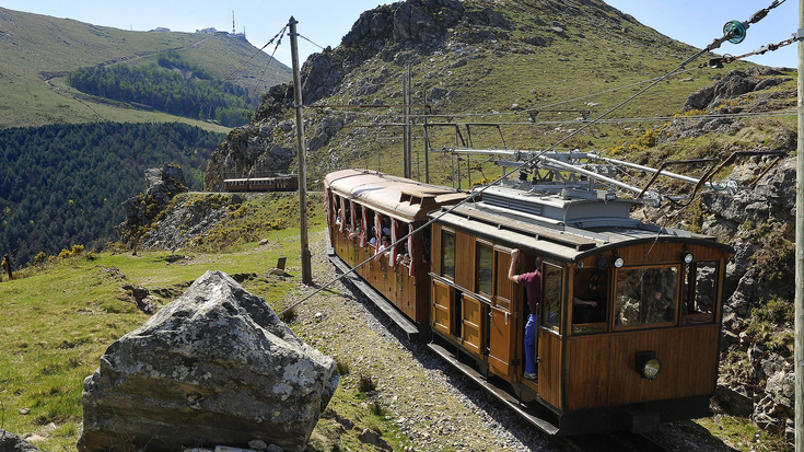 Larhungo tren ttipia, harrera eremua eta tontorra eraberritzeko egitasmoa martxan da berriz ere