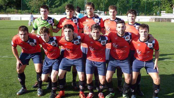 Giltxaurdi futbol zelaia itxi dute