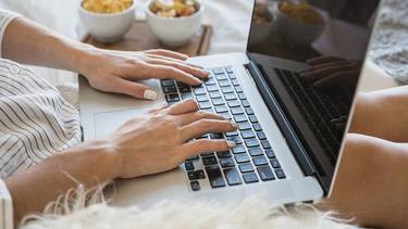 Negozioaren kudeaketa hobetzeko online bidezko bi prestakuntza saio prest ditu Cedernak
