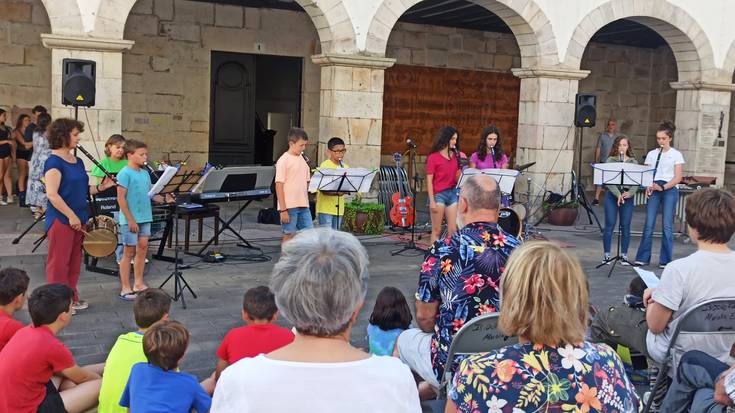 Udako kontzertua emanen dute astelehenean Berako Isidoro Fagoaga musika eskolako ikasleek