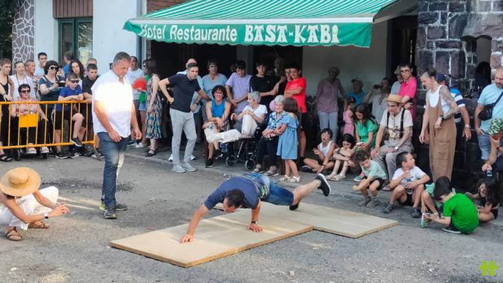 Herritarrek ez dute hutsik egin Gorriztarango Egunean
