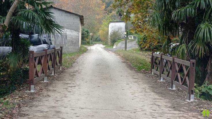 Bide Berdearen Sunbillako zatian hesi berriak paratu ditu Uraren Bailarak