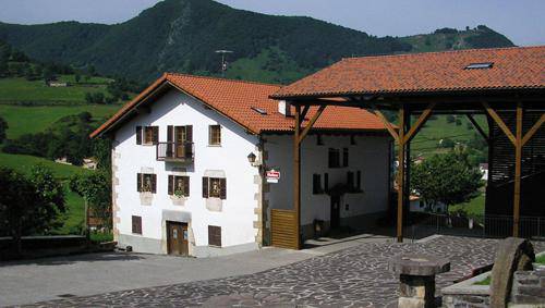 Ostatu-aterpetxearen 22 urteko ibilbidea