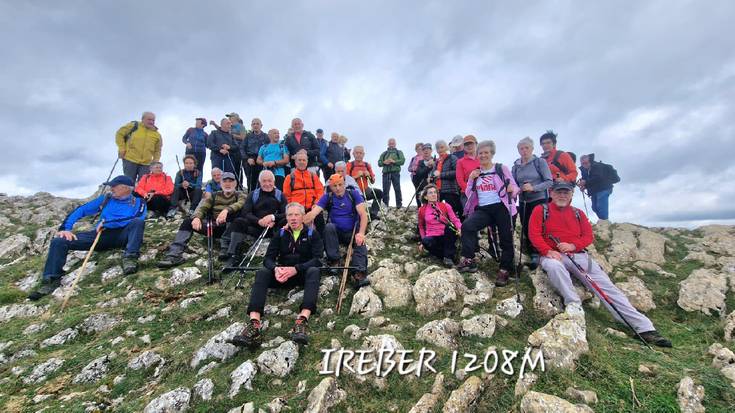 [BIDEOA] Leitza eta Basaburuko mendietan ibili dira Arkupeak elkarteko mendizaleak