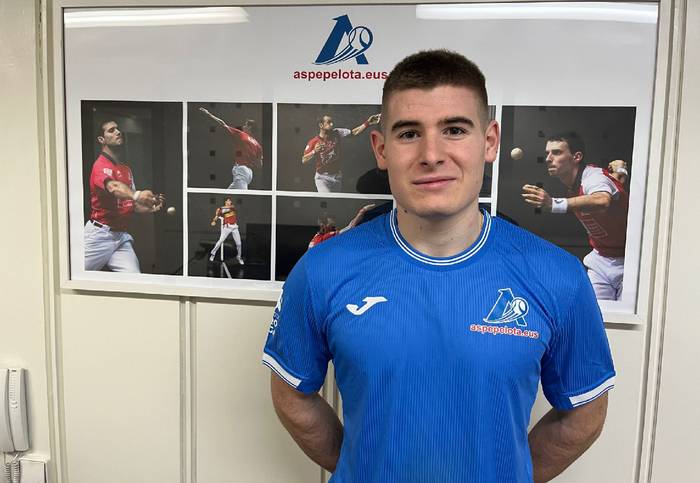 Beñat Apezetxea pilotari goizuetarrak profesionaletara salto egin du ASPEren eskutik