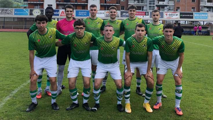 Beti Gazteko futbol talde nagusiak maila mantenduko duela segurtatzeko garaipen handia lortu du Tolosan