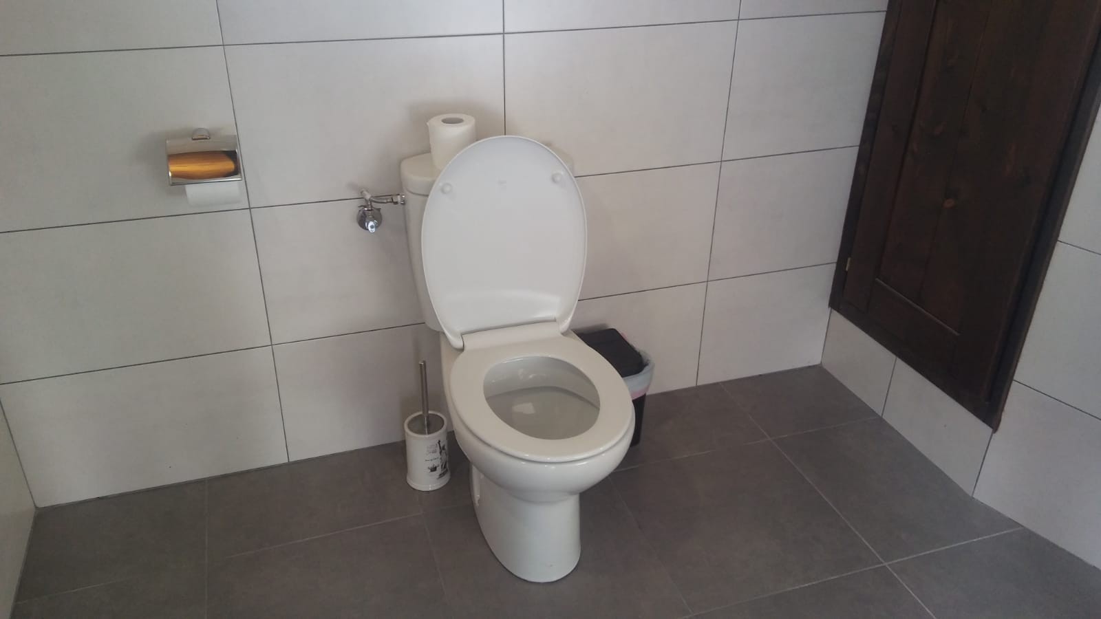 Azpilkuetan komun publikoak egin dituzte auzolanean