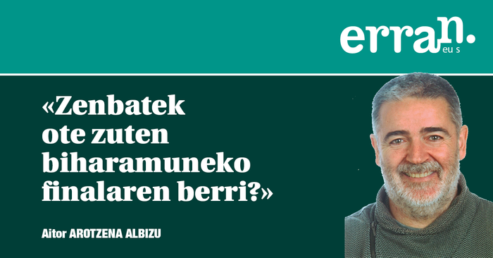 Bi anaia eta bi mundu plaza berean