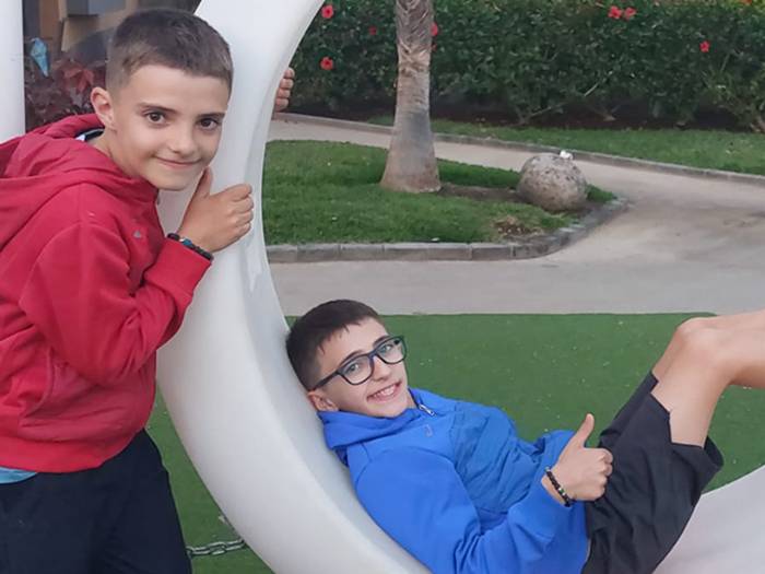 Adur eta Oinatz Arozena