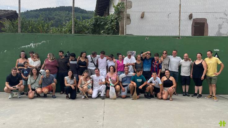 [ARGAZKIAK] Maialen Arrietak eta Manu Irigoienek irabazi dute Elgorriagako pala txapelketa