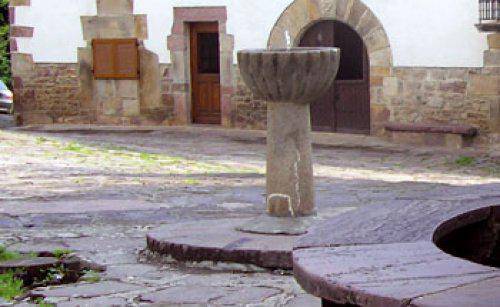Plazako iturriaren falta