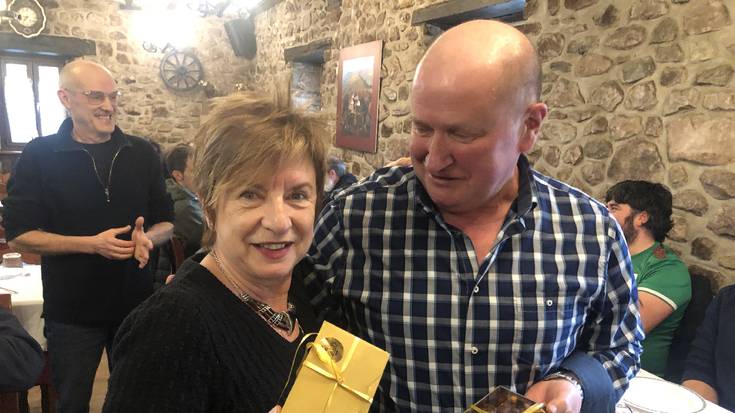 Mari Karmen Irungarai eta Martin Juanena omendu ditu Xorroxin Irratiak