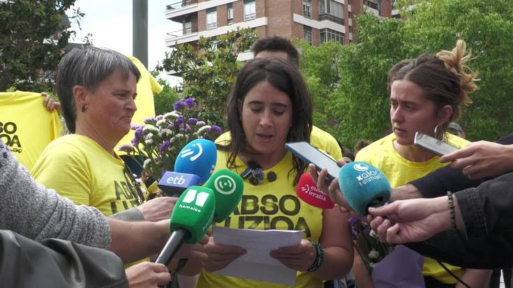 [BIDEOA] Aroztegiko auzipetuen adierazpenak epaiketa bukatu berritan