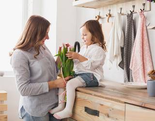 'Begirada erreparatzailea familian' solasaldia aurkeztuko dute asteazkenean Baztan Ikastolan