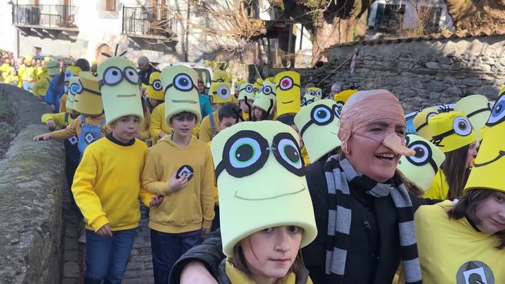 [BIDEOA] Erleta eskolako ikasleen kalejira