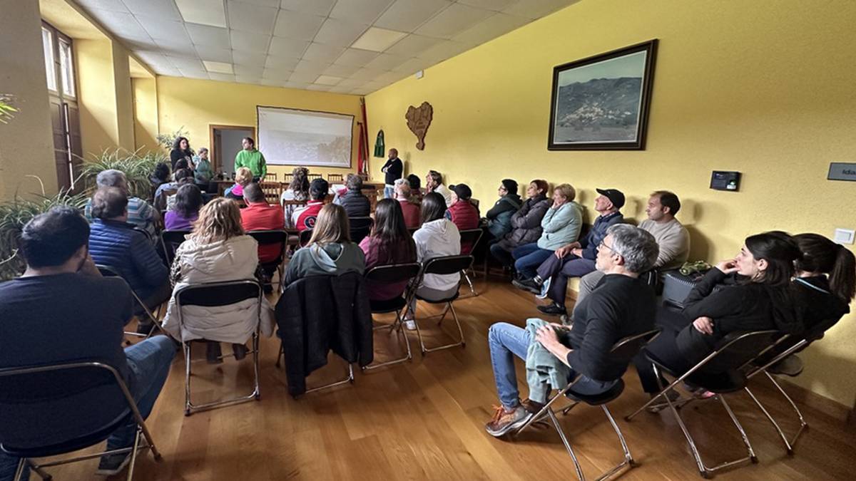 Hauteskundeei buruz hitz egiteko bilera izanen dute Areson apirilaren 16an