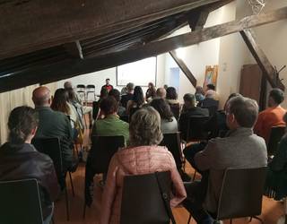 Trantsizio ekosozialari buruzko mahai inguru interesgarria izan dute Lesakan