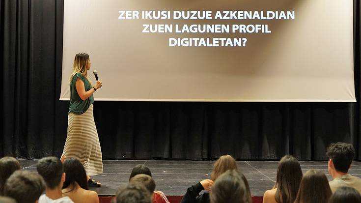 Doneztebeko Mendaur institutuko 60 gaztek Euskarazko Kultura Digitalaren Jardunaldietan parte hartuko dute