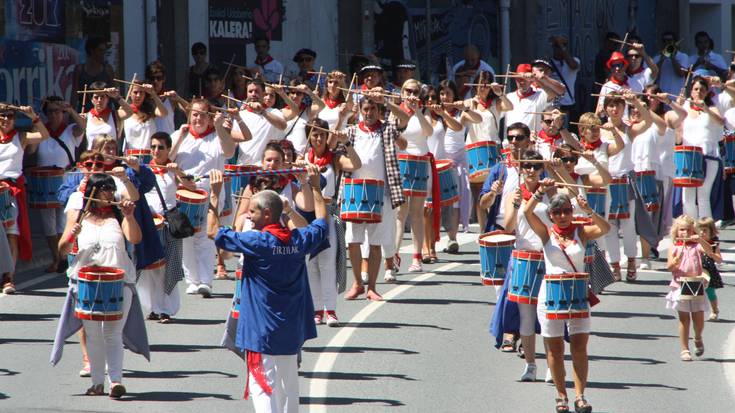 Berako bestetako herri danborradan ateratzeko izena emateko epea ireki dute
