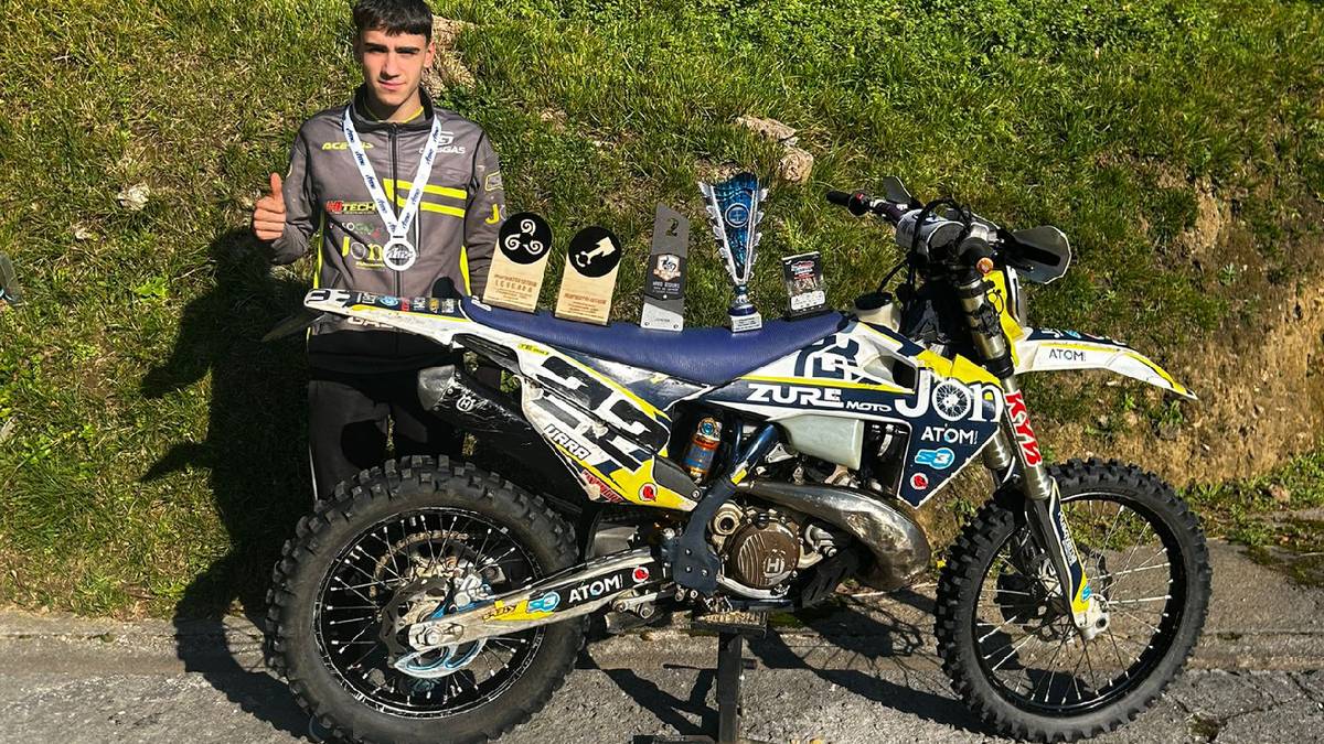 Goiuri Urra motor gidari lesakarra Espainiako Hard Enduro Extrem txapelketan bigarren izan da
