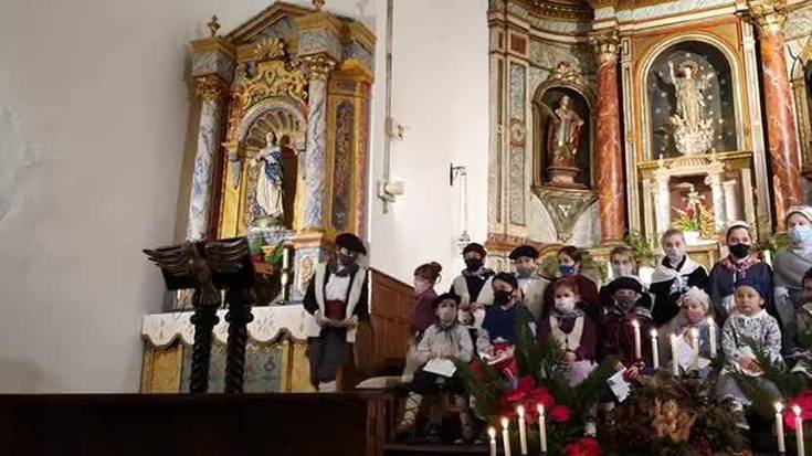 Aresoko haurrek Eguberrietako kontzertua eskaini zuten herriko elizan