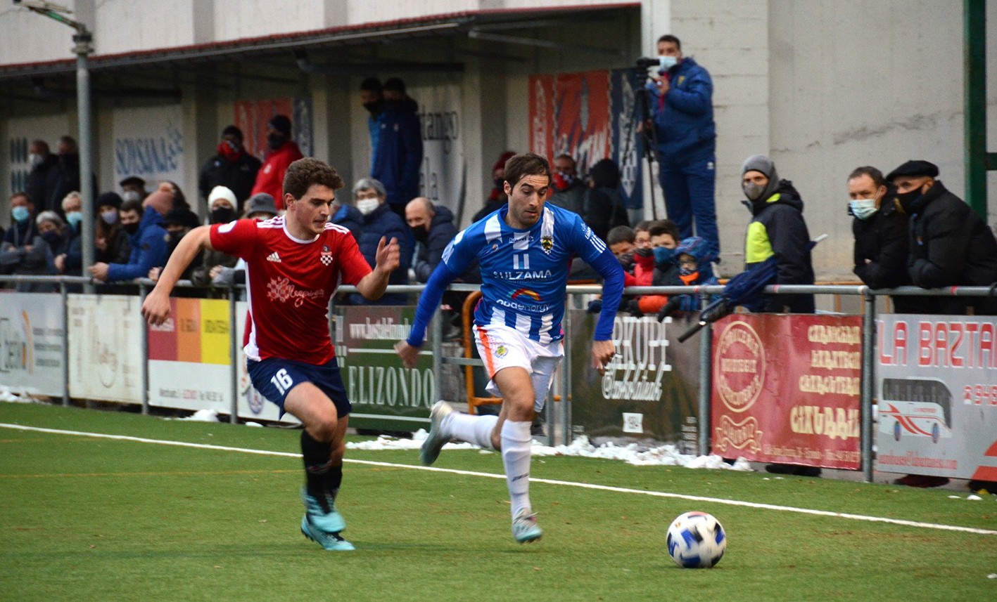 Urteko lehen partida galdu egin du Baztan futbol talde nagusiak Giltxaurdin