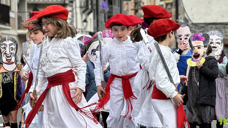 Leitzako ihauteak hasi dira