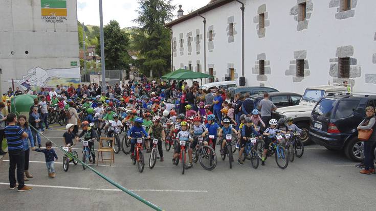 Eskualdeko txirrindularien topaketa eginen dute ekainaren 2an Iruritan