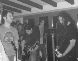 Noiz talde saratarrak lehen diskoa argitaratuko du heldu den astean