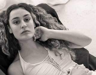 «Aktorearen lanbidea ezegonkorra da baina bihotzez bizi dut»